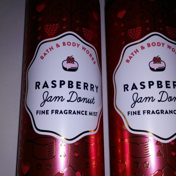 Set of 3 Bath and Body Works Body Spray - Picture 2 of 4